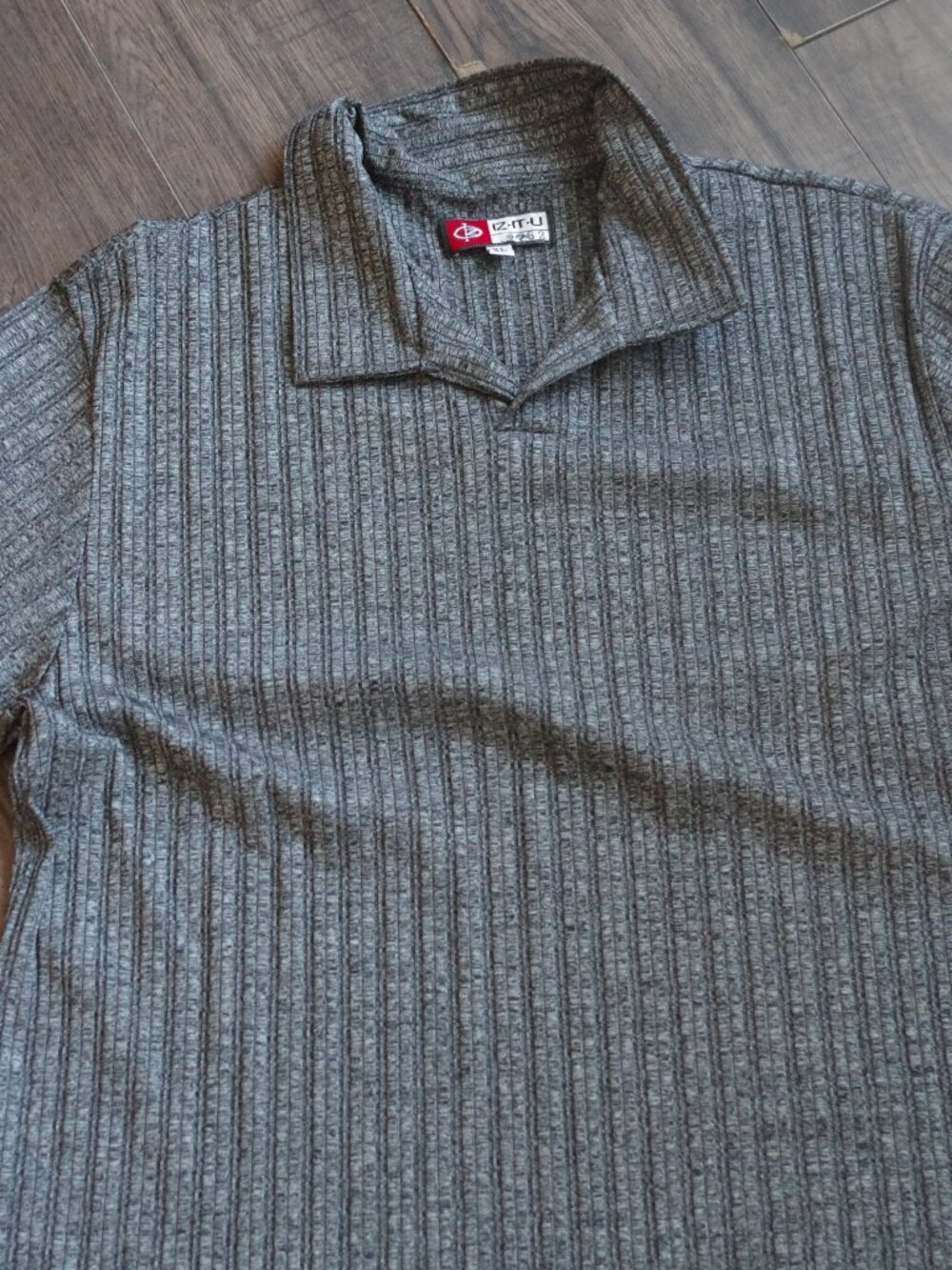 Women's  Adtive Wear Grey Shirt By Iz-It-U Ribbed Shirt